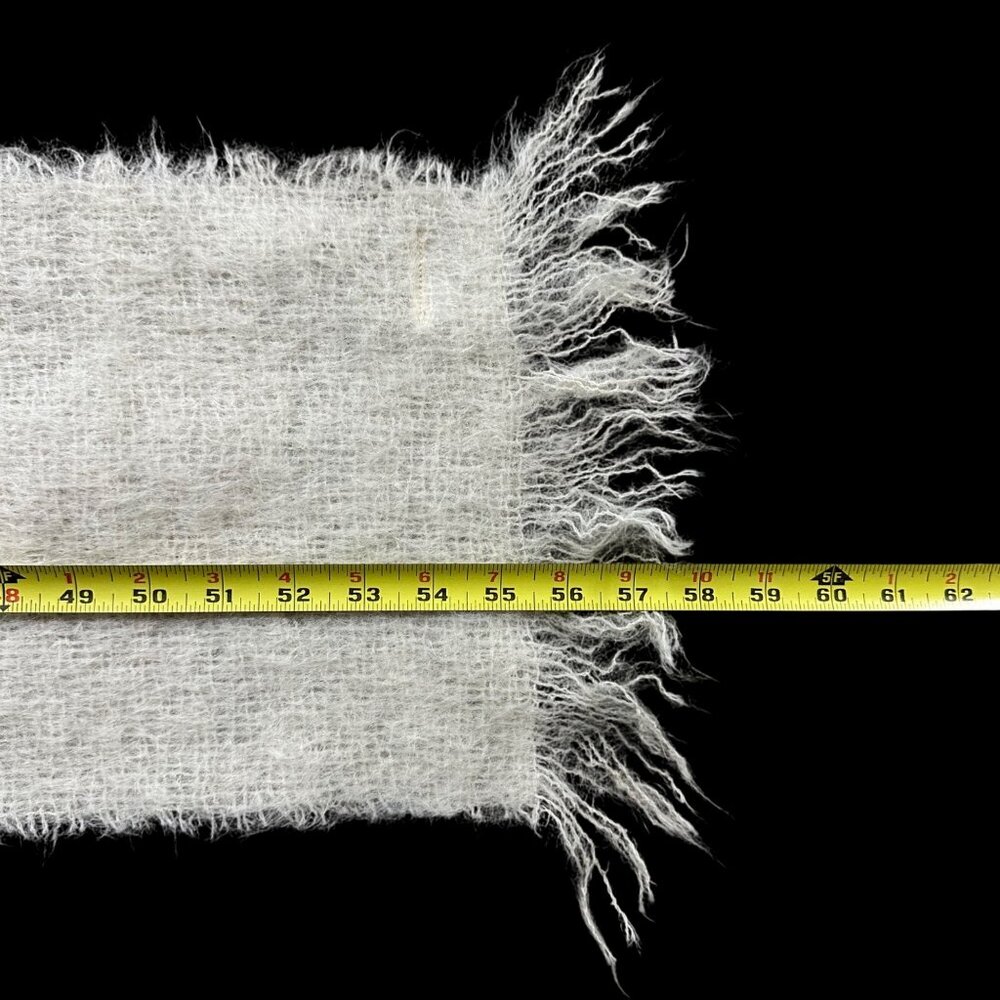 Vintage Scarf Avoca Handweavers Ivory White Mohair Wool Blend Ireland Fuzzy Warm - Picture 5 of 6